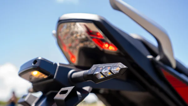 NOVA JEF 150s (EFI) 2025 - Imagem 18