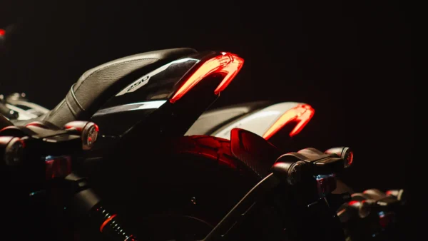NOVA TITANIUM 250 (EFI) 2025 - Imagem 13